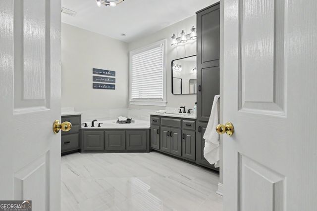 705 Chalk Court, Peachtree City, GA 30269