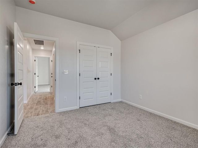 109 Firethorn Way, Noble, OK 73068