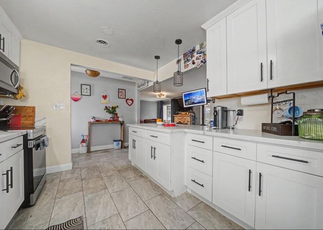 306 Dean Way, Folsom, CA 95630