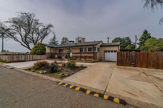 306 Dean Way, Folsom, CA 95630