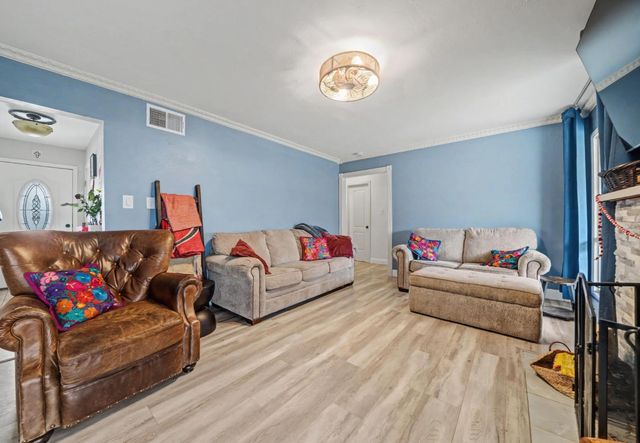 306 Dean Way, Folsom, CA 95630