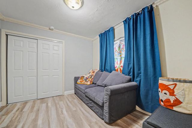 306 Dean Way, Folsom, CA 95630