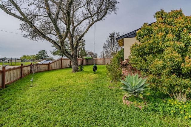 306 Dean Way, Folsom, CA 95630