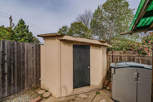 306 Dean Way, Folsom, CA 95630