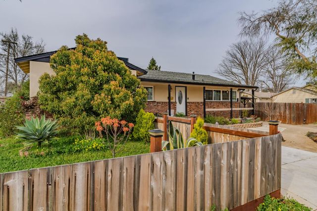 306 Dean Way, Folsom, CA 95630