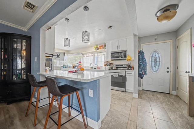 306 Dean Way, Folsom, CA 95630