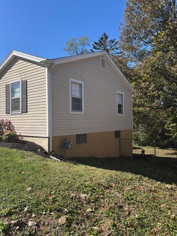 106 Bender Drive, Frankfort, KY 40601