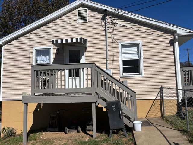 106 Bender Drive, Frankfort, KY 40601