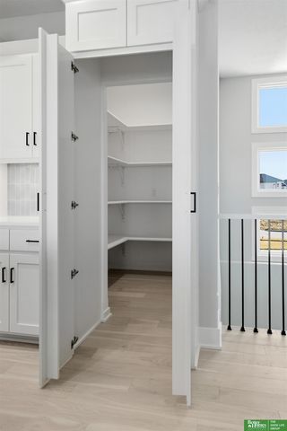 10709 S 219th Avenue, Gretna, NE 68028