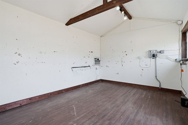 1267 County Road 406, Nemo, TX 76070