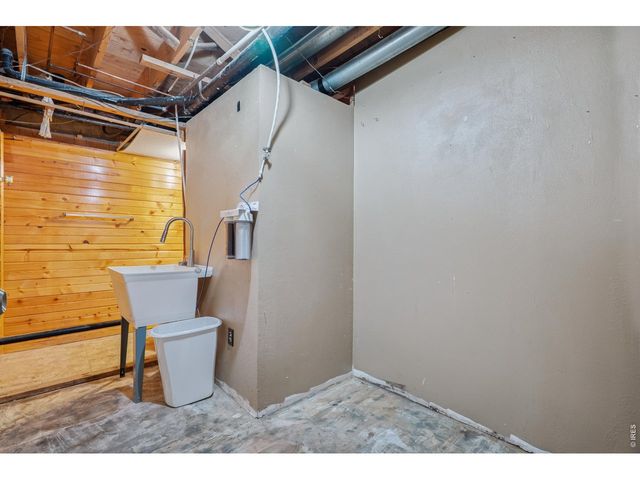 700 Riverbend Dr, Fort Collins, CO 80524