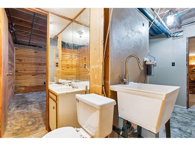 700 Riverbend Dr, Fort Collins, CO 80524