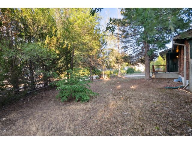 700 Riverbend Dr, Fort Collins, CO 80524