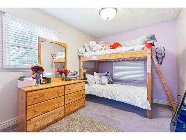 700 Riverbend Dr, Fort Collins, CO 80524