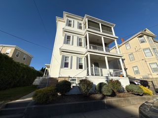 36 Palmer St, Fall River, MA 02724