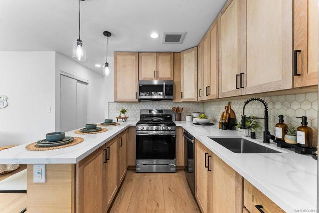 4286 Samoset Ave, San Diego, CA 92117