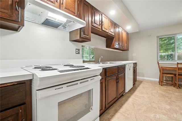 1360 Fenway Court, Centerville, OH 45458