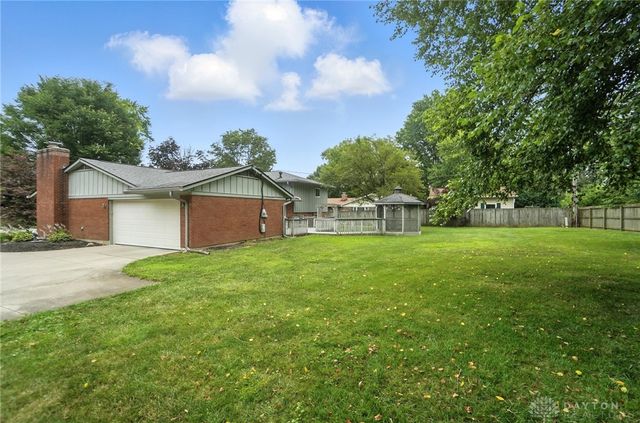 1360 Fenway Court, Centerville, OH 45458