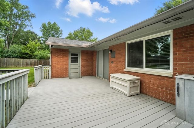 1360 Fenway Court, Centerville, OH 45458