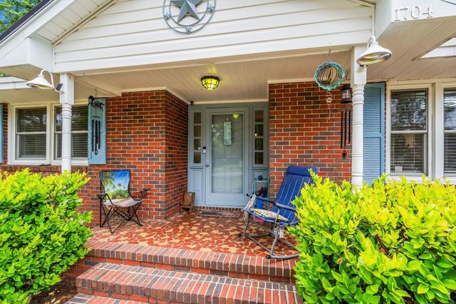 1704 Sherwood Dr., Conway, SC 29526