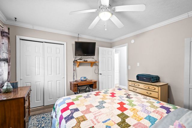 1704 Sherwood Dr., Conway, SC 29526