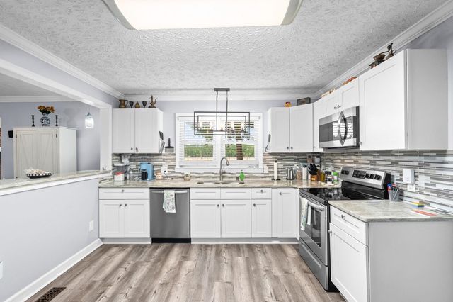 1704 Sherwood Dr., Conway, SC 29526