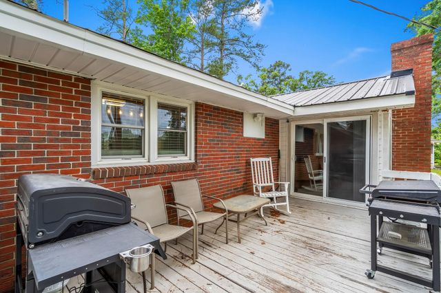 1704 Sherwood Dr., Conway, SC 29526