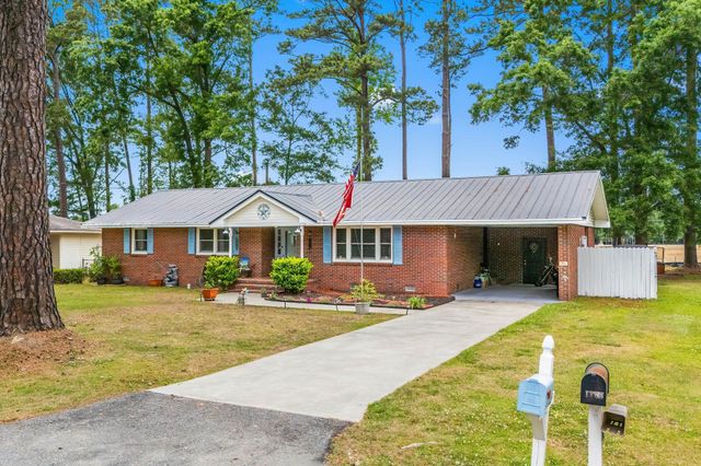 1704 Sherwood Dr., Conway, SC 29526