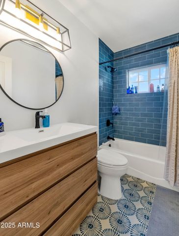 4549 E CAMPBELL Avenue, Phoenix, AZ 85018