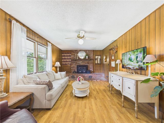 14214 Highway 62, Rogers, AR 72756