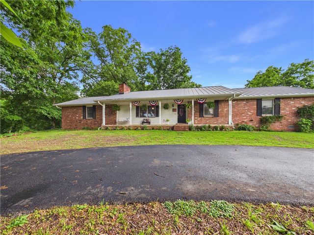14214 Highway 62, Rogers, AR 72756