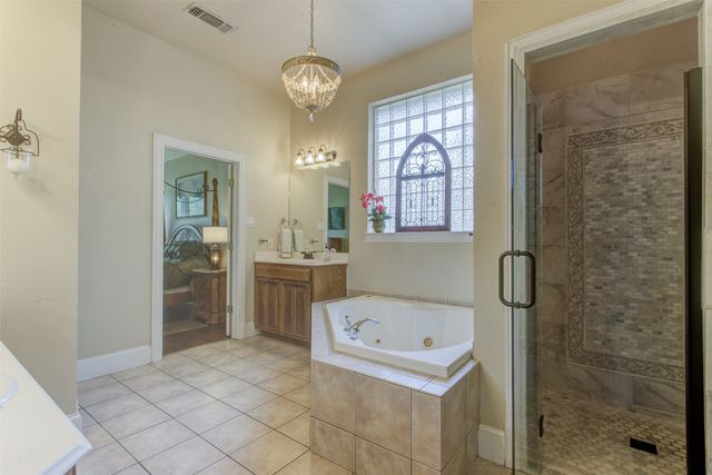 9313 Dosier Cove W, Fort Worth, TX 76179