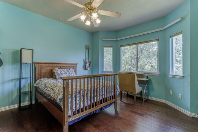 9313 Dosier Cove W, Fort Worth, TX 76179