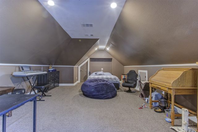 9313 Dosier Cove W, Fort Worth, TX 76179