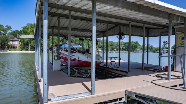 9313 Dosier Cove W, Fort Worth, TX 76179