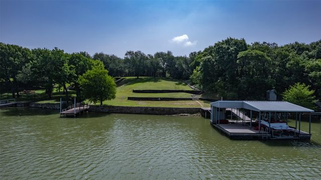 9313 Dosier Cove W, Fort Worth, TX 76179