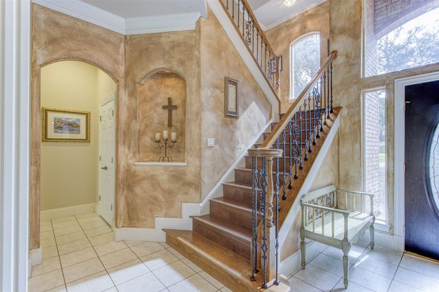9313 Dosier Cove W, Fort Worth, TX 76179