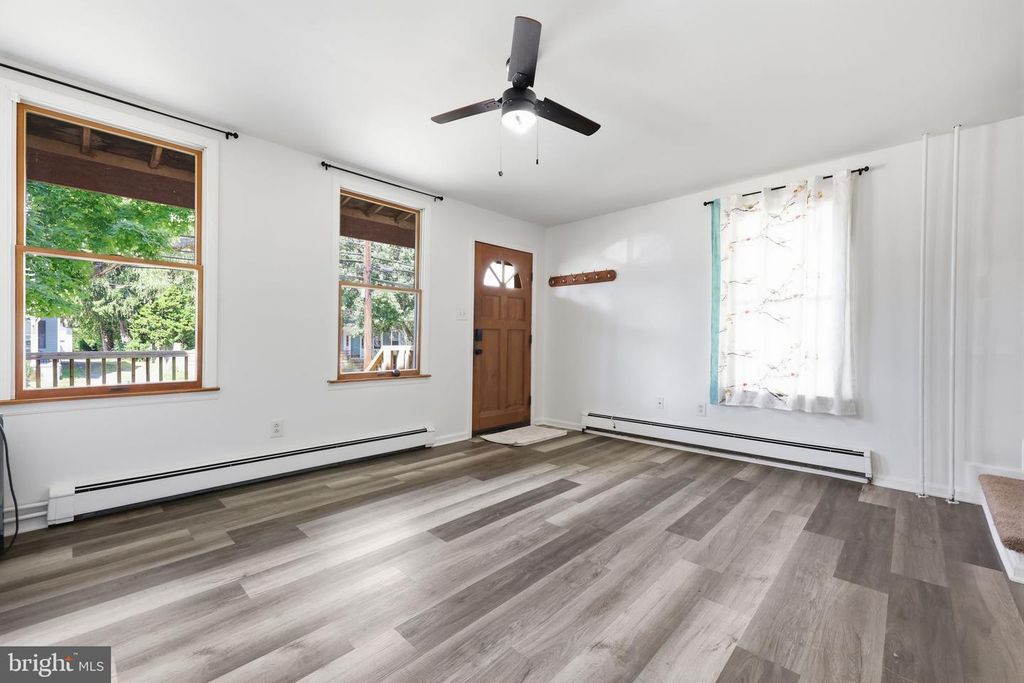 450 NEW YORK AVE, COLUMBUS, NJ 08022 — photo 4