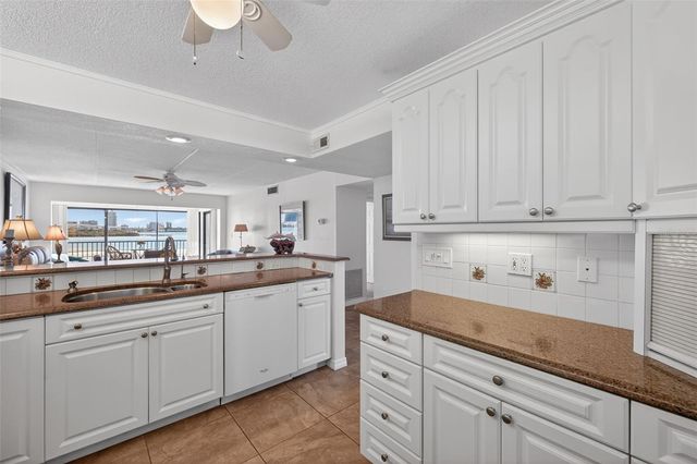 865 S GULFVIEW BOULEVARD 207, Clearwater Beach, FL 33767