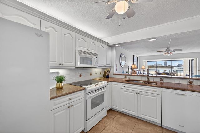 865 S GULFVIEW BOULEVARD 207, Clearwater Beach, FL 33767