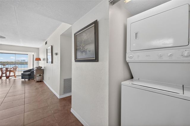 865 S GULFVIEW BOULEVARD 207, Clearwater Beach, FL 33767