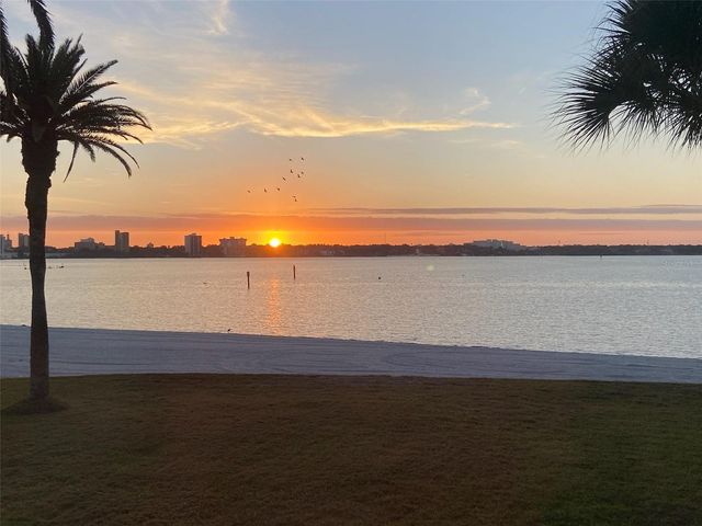 865 S GULFVIEW BOULEVARD 207, Clearwater Beach, FL 33767