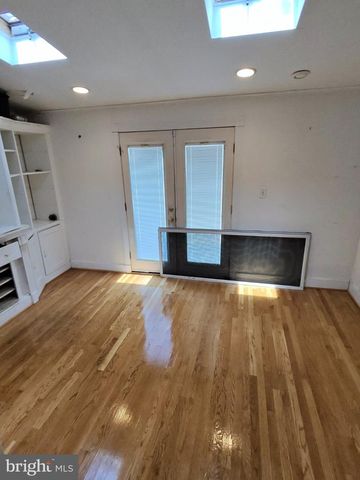 103 MOHICAN DR, Oxon Hill, MD 20745