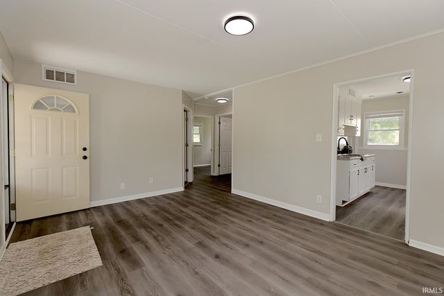 1933 W 4Th Street, Fort Wayne, IN 46808