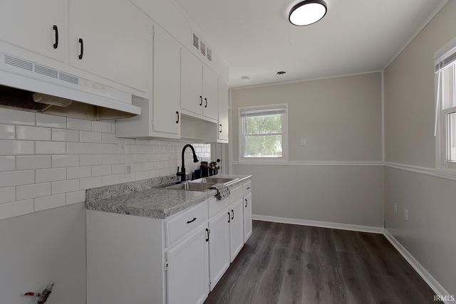 1933 W 4Th Street, Fort Wayne, IN 46808