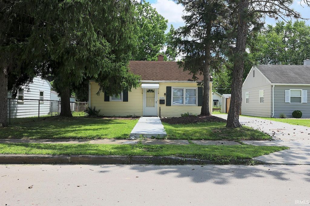 1933 W 4Th Street, Fort Wayne, IN 46808