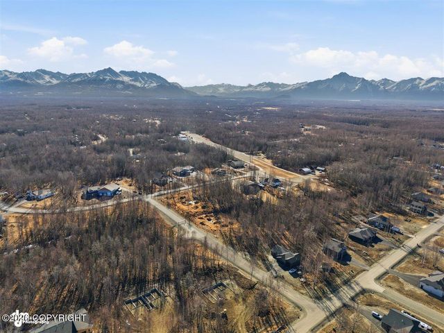 7680 E Prop Court, Palmer, AK 99645