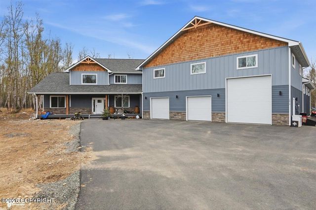 7680 E Prop Court, Palmer, AK 99645