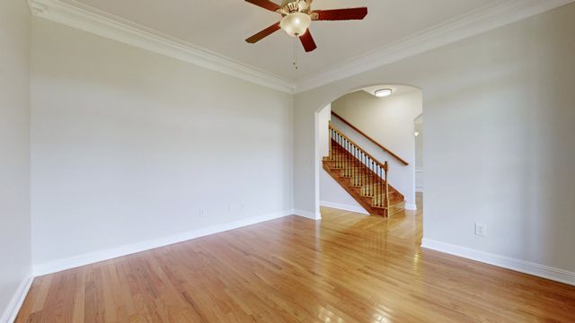4050 Oak Pointe Dr, Pleasant View, TN 37146