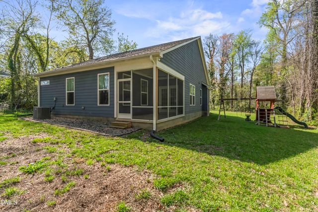 295 Buckingham Drive, Mebane, NC 27302